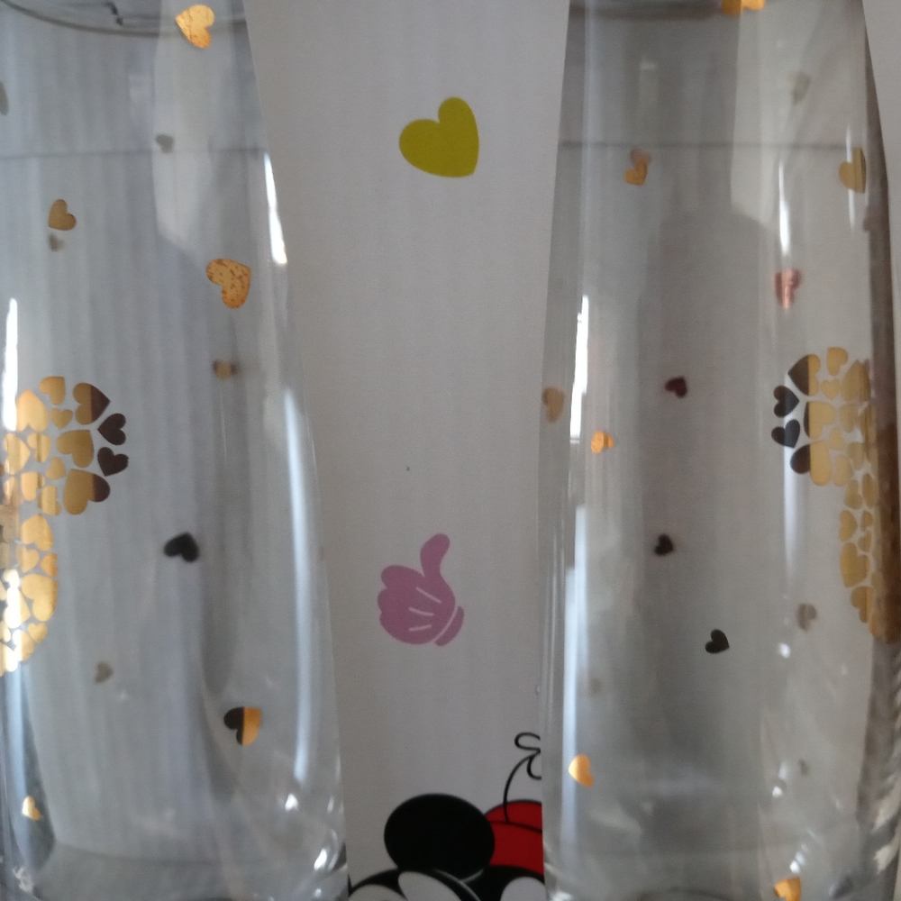 Disney stemless flute glasses with gold hearts